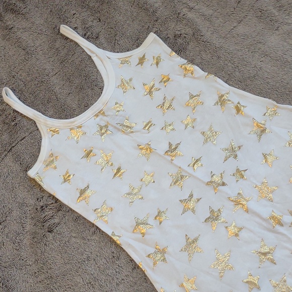 💚 5/$10 Gold Star Tank - Picture 2 of 4